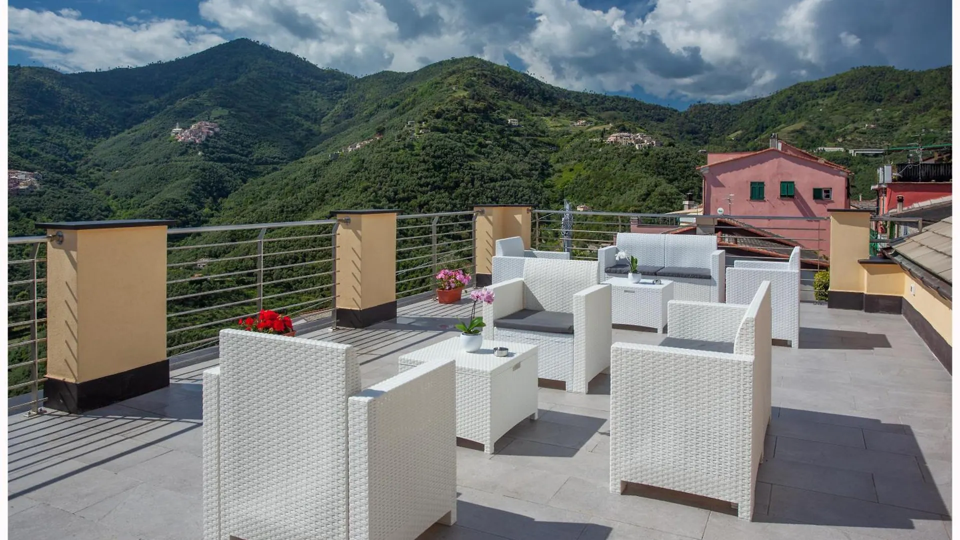 Affittacamere Montale 0*, Montale (Liguria) 意大利